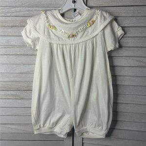 Momento Vintage Baby Romper. Good Vintage Condition. Size XL